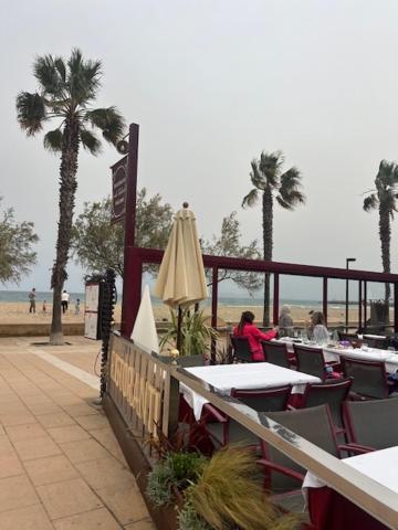Apartamiento Vista Al Mar - Holiday Center En Roses Luaran gambar